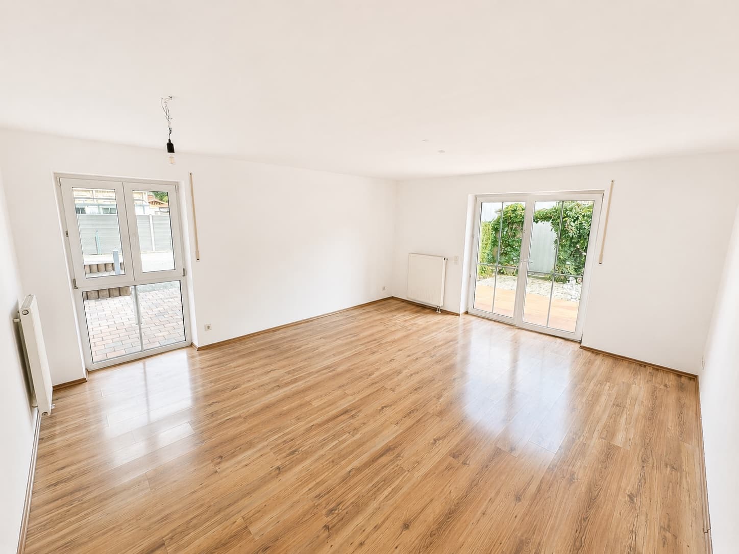 Sehr gepflegte 2-Zimmer-Wohnung mit sonniger Terrasse 3