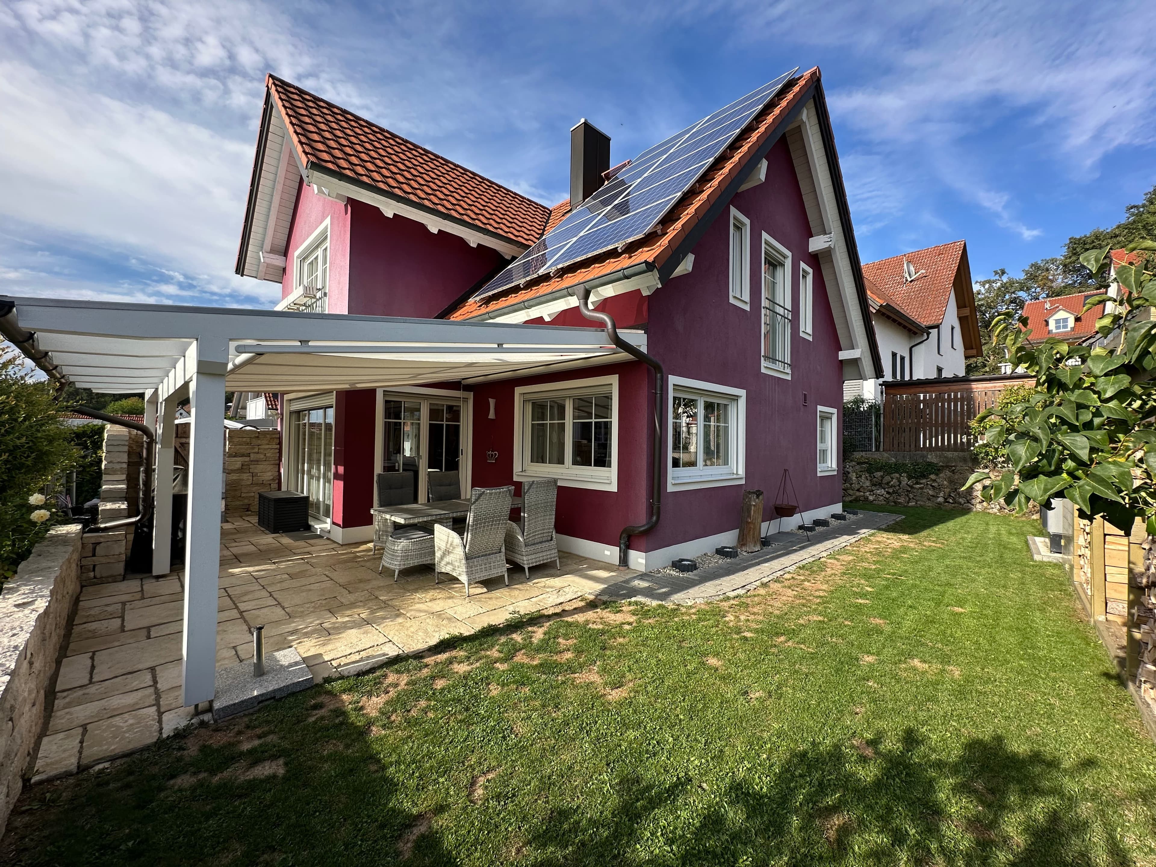 Energieeffizientes Einfamilienhaus – modern wohnen, nachhaltig sparen
